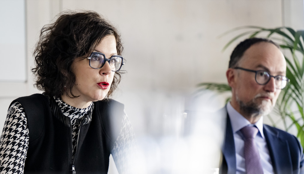 Christelle Luisier, présidente du Conseil d&#039;Etat vaudois, et Jean-Luc Schwaar, directeur général du DITS / Keystone