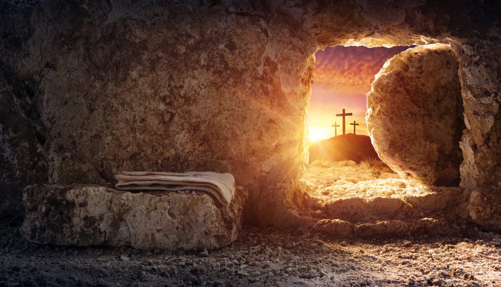 À Pâques, les chrétiens célèbrent deux événements en un: la mort de Jésus sur la croix, ce fameux Vendredi saint, et sa résurrection, intervenue au matin de Pâques. À Pâques, les chrétiens célèbrent deux événements en un: la mort de Jésus sur la croix, ce fameux Vendredi saint, et sa résurrection, intervenue au matin de Pâques. / IStock