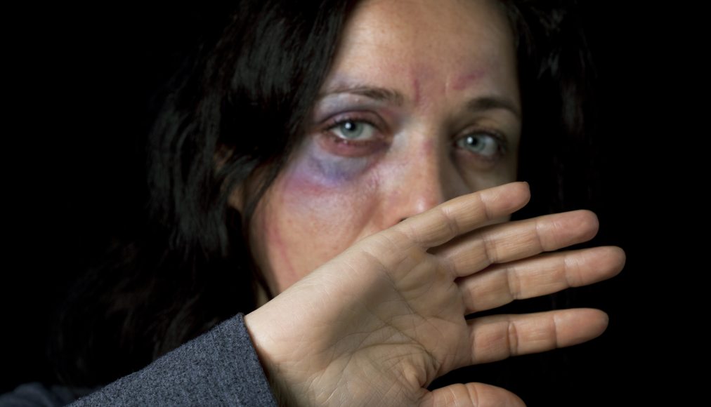 En France, Depuis le début du confinement, les signalements de violences conjugales ont augmenté de 30% . En France, Depuis le début du confinement, les signalements de violences conjugales ont augmenté de 30% . / IStock