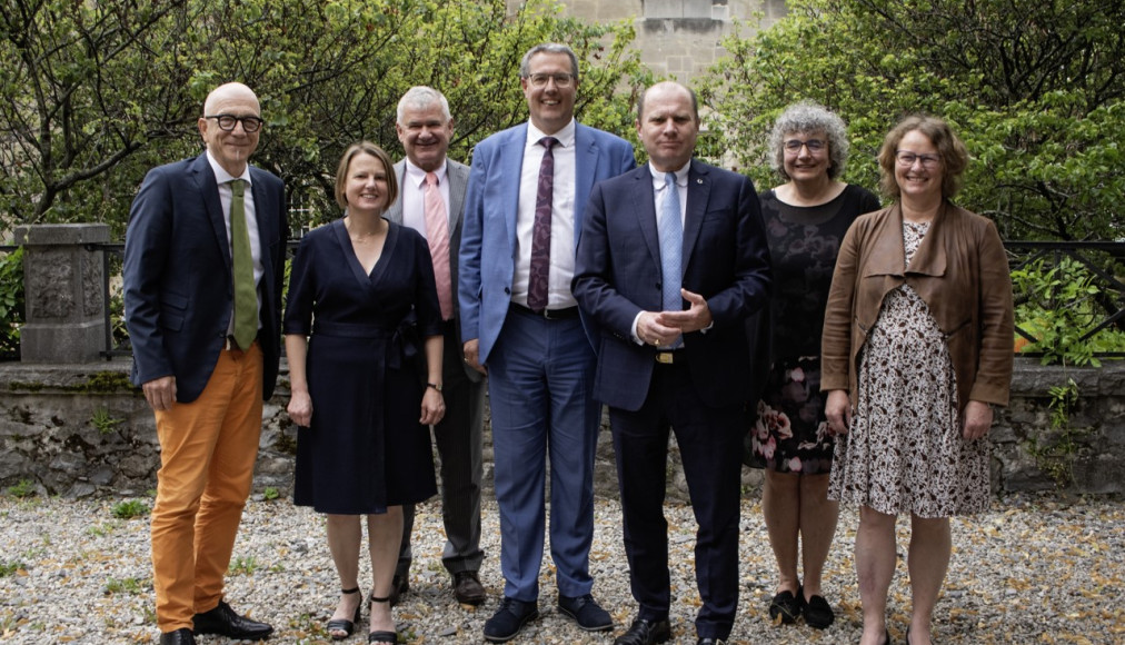 Les 7 membres du Conseil synodal élu (en fonction au 1er septembre) - Synode constitutif du 29 juin 2024 - ©EERV Les 7 membres du Conseil synodal élu (en fonction au 1er septembre) - Synode constitutif du 29 juin 2024 - ©EERV