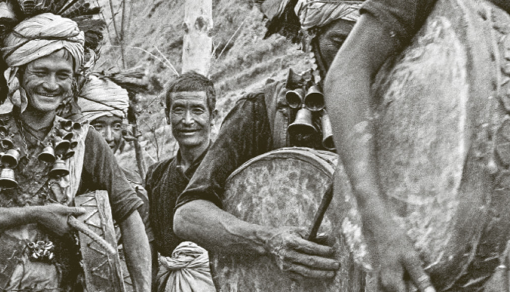 CHAMANISME AU NÉPAL - Voyage au cœur d’une tradition vivante CHAMANISME AU NÉPAL - Voyage au cœur d’une tradition vivante / chamanisme