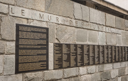 Le Mur des Juste à Paris / ©Claude Truong-Ngoc / CC BY-SA 4.0 Wikimedia Commons